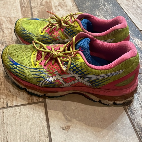 Asics gel-nimbus fluidride size 9 - Picture 4 of 7